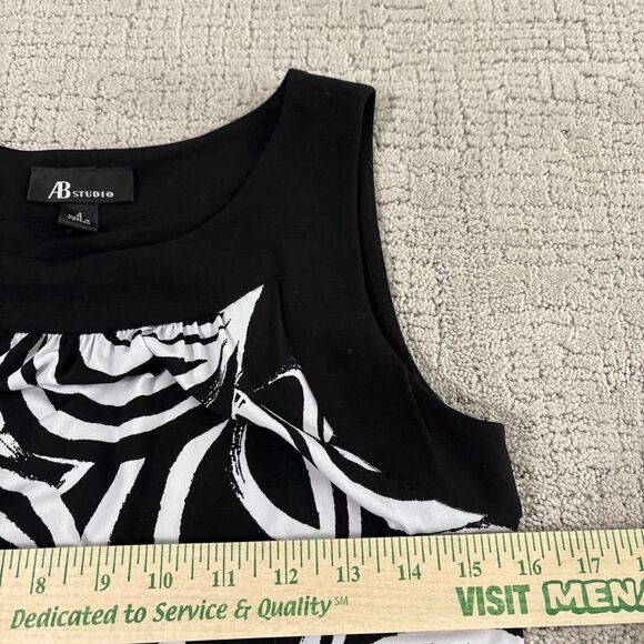 AB Studio Size 4 White and Black Swirl Shift Dress. 36” Length - Picture 11 of 12
